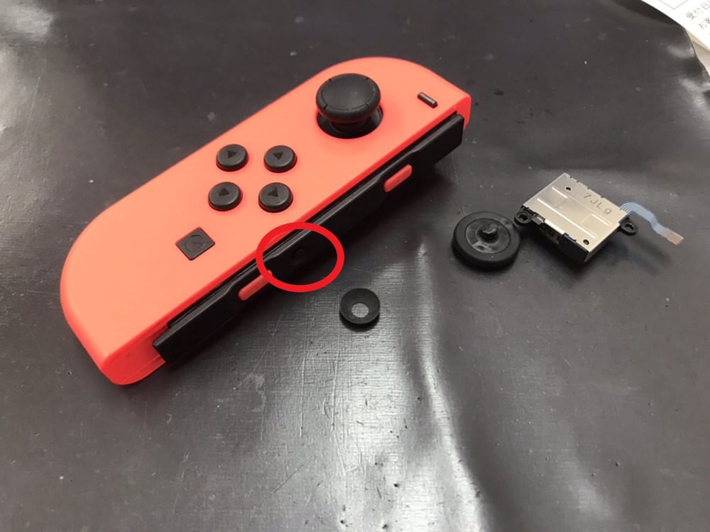 switchのコントローラーのシンクロボタン