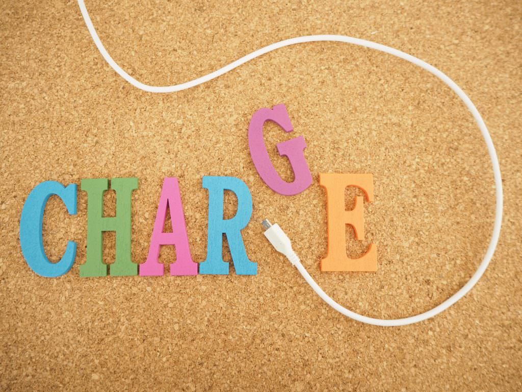 iphone 充電できない　ドックコネクター