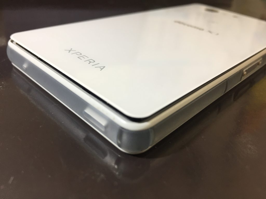 バッテリー膨張 Xperia アンドロイド