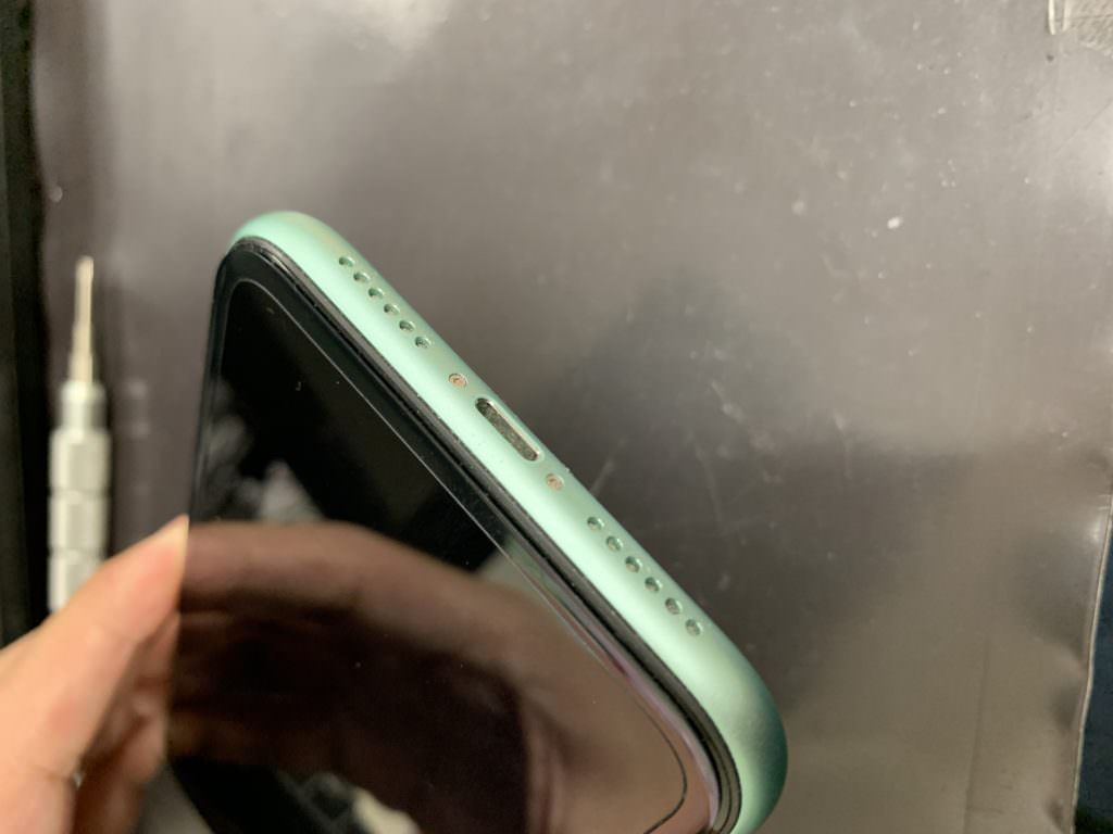 iPhone修理に必要な工具