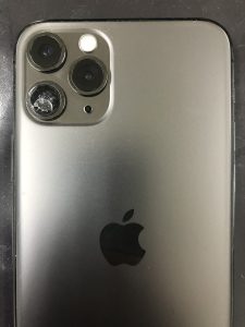 iphone11pro-repair-cameralens-1