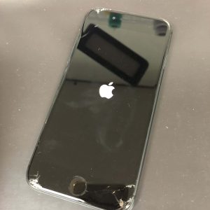 iPhone８　水没　リンゴループ