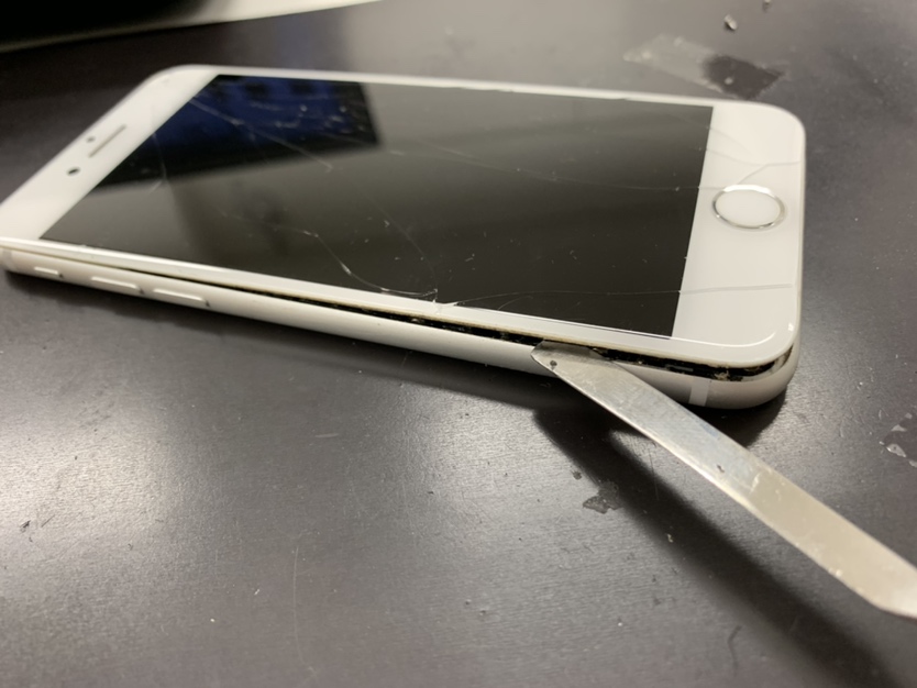 iPhone7の画面修理手順②