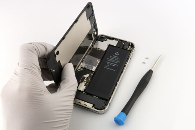iPhoneのバッテリー交換イメージ