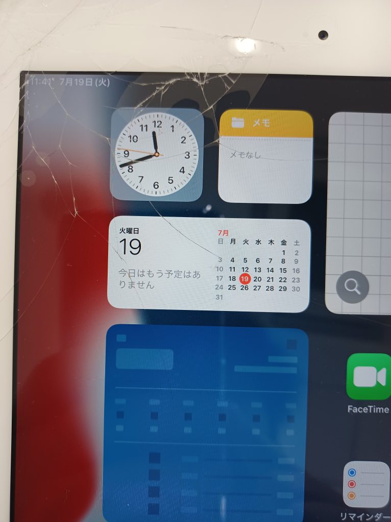 iPadガラス割れ