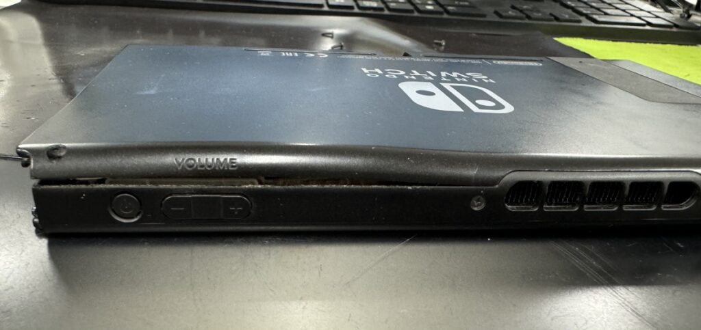 Switch バッテリー膨張 