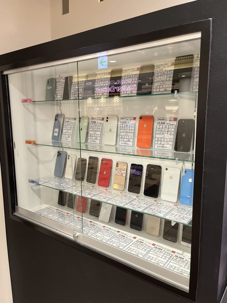中古端末販売あもスマホスピタル ekimo梅田店 (1)