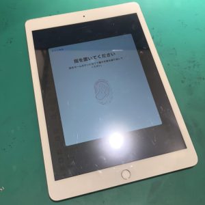 iPad7ガラス交換後