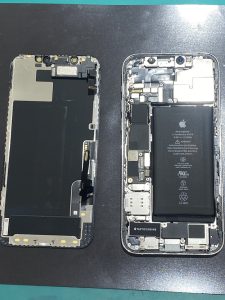 iPhone12mini分解中