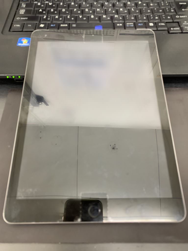 iPad6 ガラス割れ 交換後