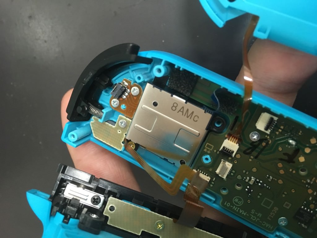 ジョイコン修理　内部