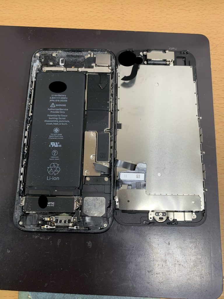 iPhone7　修理　奈良