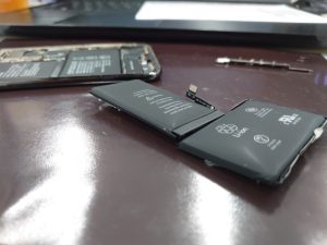 バッテリーの膨張