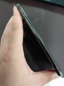 バッテリー膨張を直す