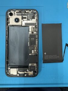 iPhone14バッテリー