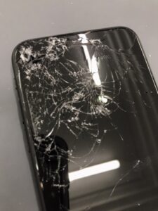 iPhoneSE2画面修理