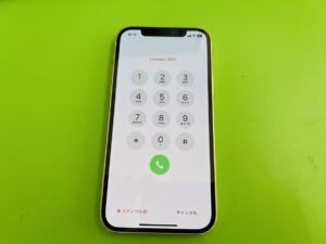 iPhone16e画面交換完了後の正常な色味確認(自由が丘対応)