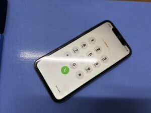 iPhone11画面交換完了後の正常表示確認(自由が丘対応)