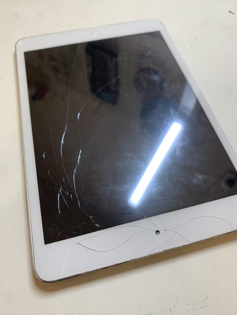iPadmini2ガラス交換