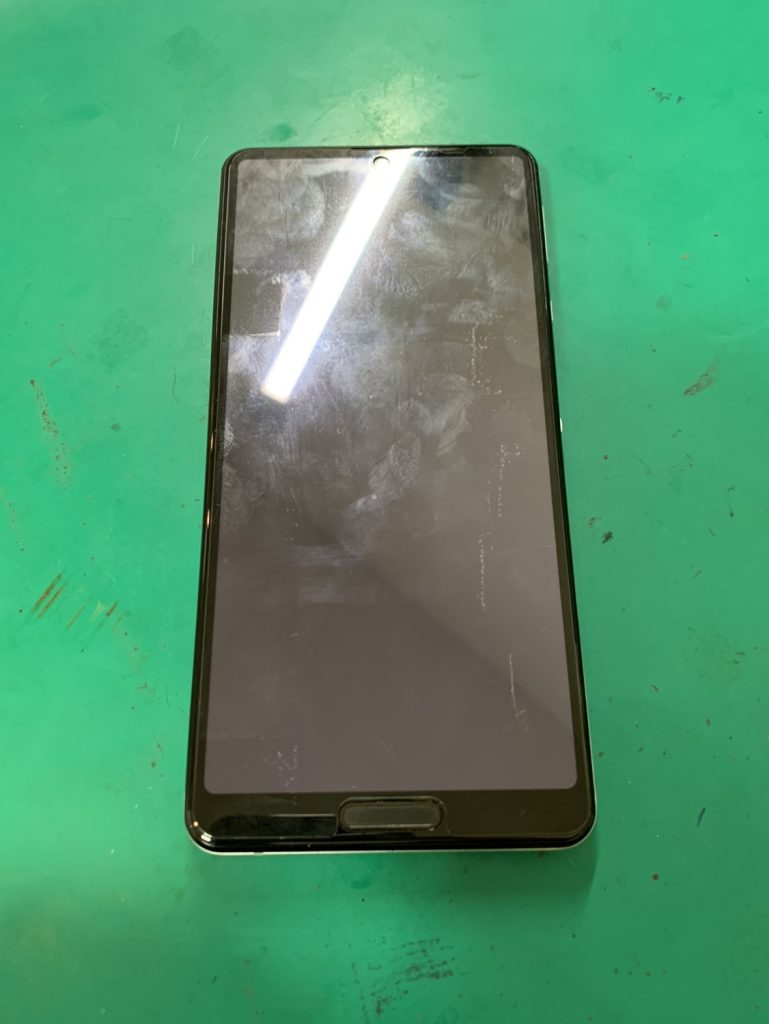 AQUOS sense4liteバッテリー膨張