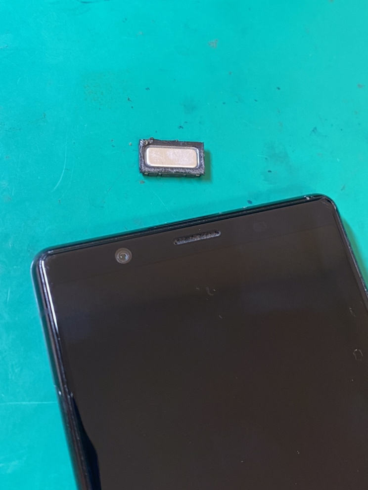 Xperia5イヤースピーカー修理後の様子