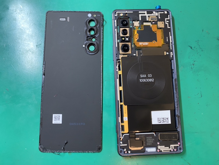 Xperia1Ⅱ分解