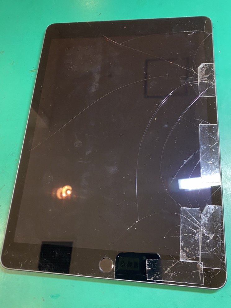 iPadPro9.7画面割れ