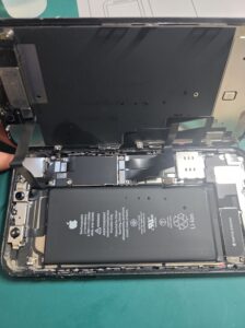 iPhone 水没修理 事例②（藤沢店）