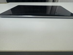 バッテリー膨張 iPad 川崎