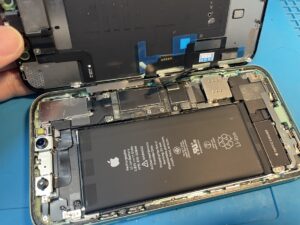 iPhone 11　画面交換　元町・中華街