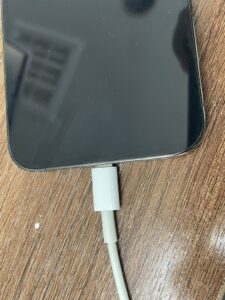 iPhone　充電不良　関内