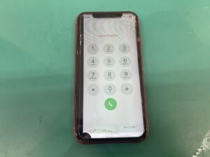 iPhone11画面修理　関内