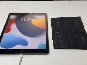 新しいバッテリーに交換後、正常に動作しているiPad9