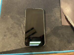 iPhone14 液晶表示に不具合