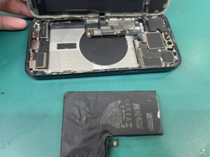 iPhone14Proバッテリー交換　横浜