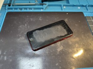 Suicaが反応しなくなったiPhone SE3をスマホスピタル横浜関内店で受付