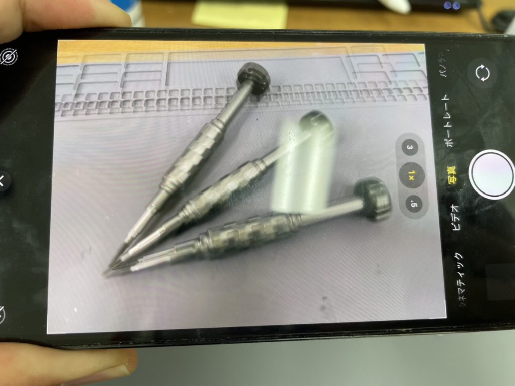 iPhone13Pro ｶﾒﾗﾚﾝｽﾞ交換修理写り方チェック