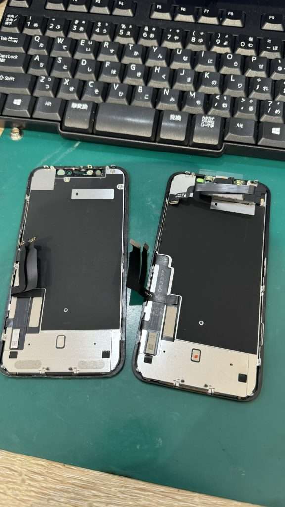 iPhone XRの画面交換の様子