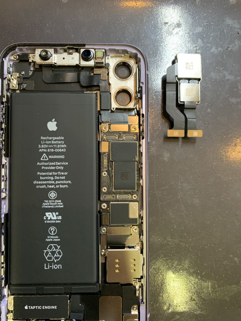 iPhone11バックカメラ交換