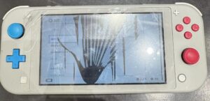 Switch Lite 液晶交換 修理前
