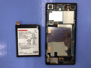 Xperia Z5 バッテリー交換修理