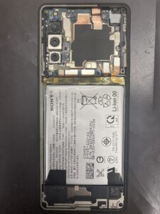 xperia バックパネル　分解