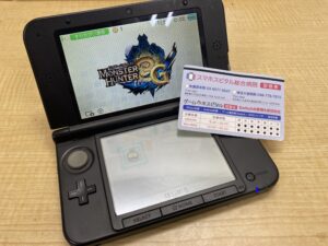 修理が完了し、綺麗に清掃された3DS LL。