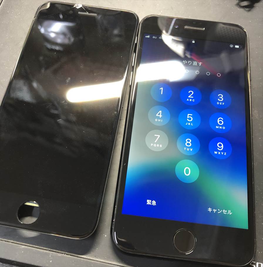 iPhone SE2 ガラス交換修理 04 吉祥寺 武蔵野市 三鷹市 練馬区 杉並区