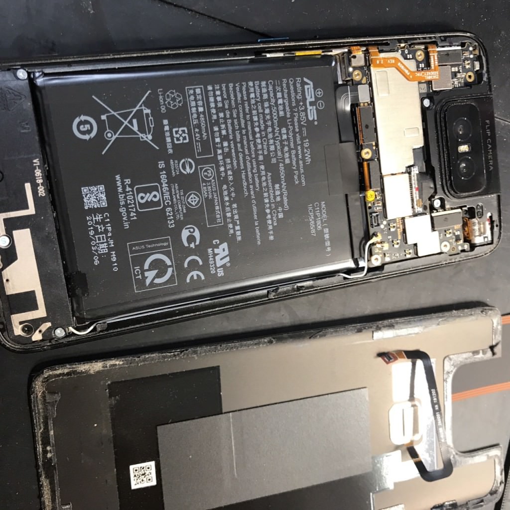 ZenFone6 2 バッテリー交換 スマホスピタル吉祥寺 中央線吉祥寺駅 新宿 中野 高円寺 阿佐ヶ谷 荻窪 西荻窪 三鷹 武蔵境 東小金井 武蔵小金井 国分寺 国立 立川 調布 府中 練馬 杉並 世田谷 上石神井 西東京 東久留米 小平 小金井 井の頭公園 三鷹台 久我山 富士見ヶ丘 浜田山 西永福 永福町 明大前 東松原 新代田 下北沢