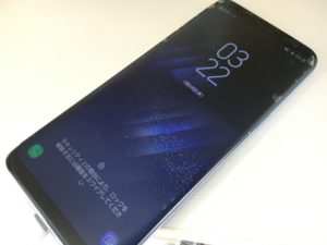 水没作業が成功して電源が入るようになったギャラクシーS8(SC-02J)