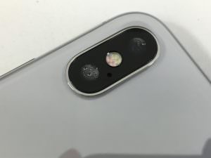 バックカメラ内部にも結露で水滴がついている