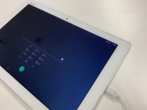 microUSB充電コネクタを交換して無事充電するようになったXperiaZ4tablet(SO-05G)