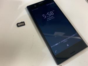 イヤースピーカーを交換して音が出るようになったXpeira XZ1 Compact(SO-02K)