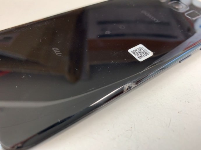 背面ガラスが割れたGalaxy S8(SC-02J)